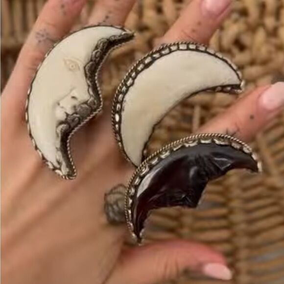 Jennifer Ponson Wanderlust Carved Bone and Silver Crescent Moon Ring - Picture 3 of 4